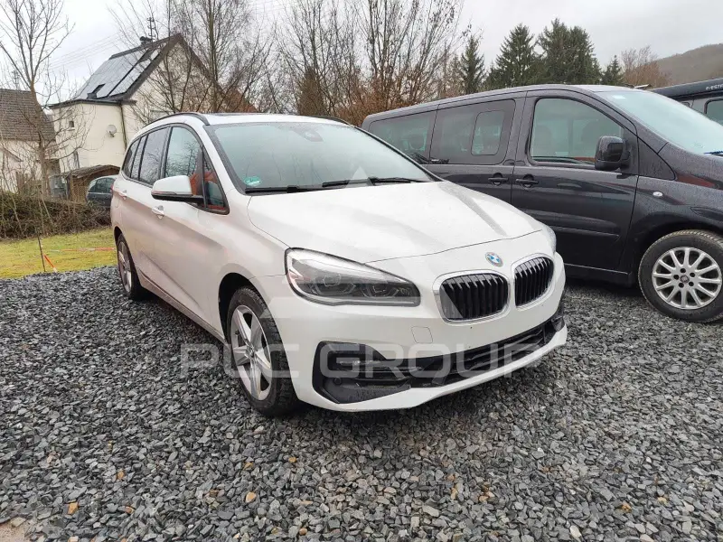2019 BMW 220