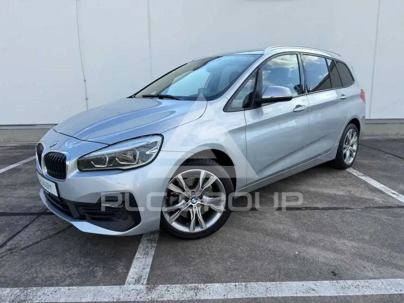 2019 BMW 220