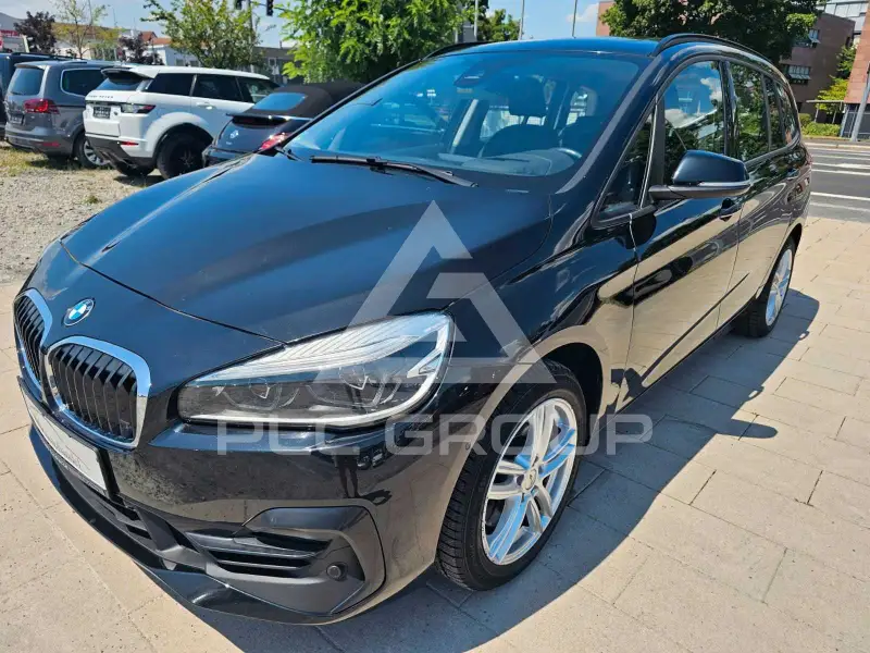 2019 BMW 220