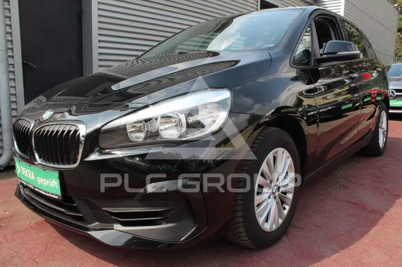 2019 BMW 218