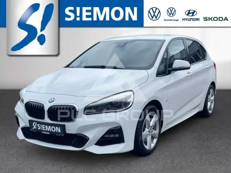 2019 BMW 218