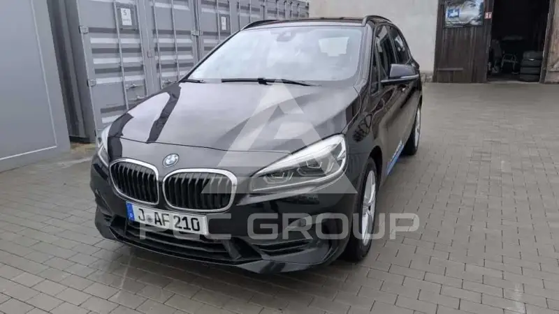 2019 BMW 218