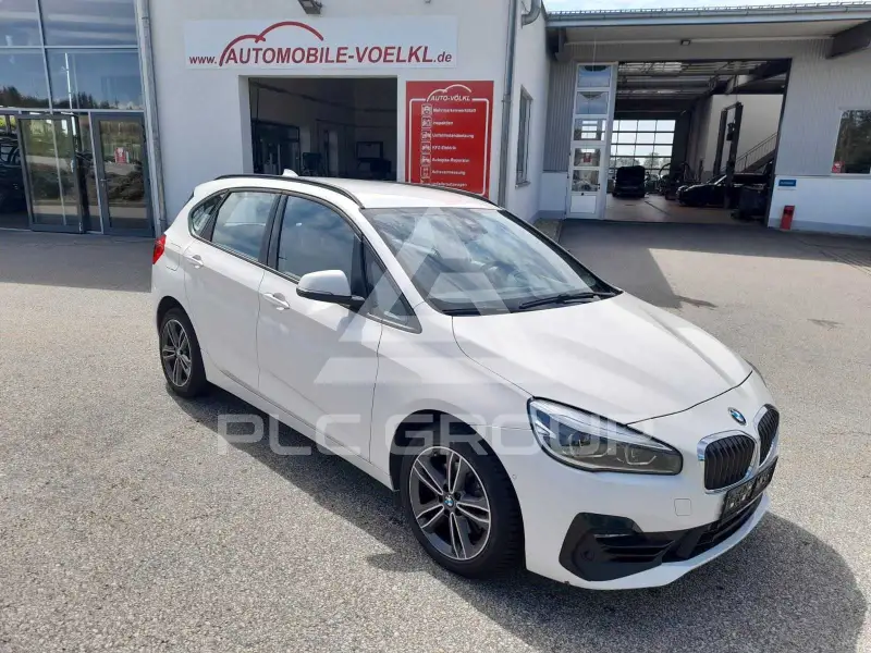 2019 BMW 218