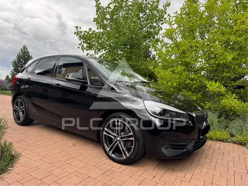 2019 BMW 218