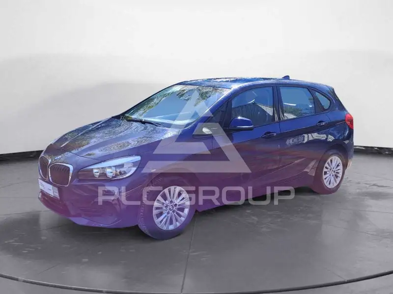 2019 BMW 218