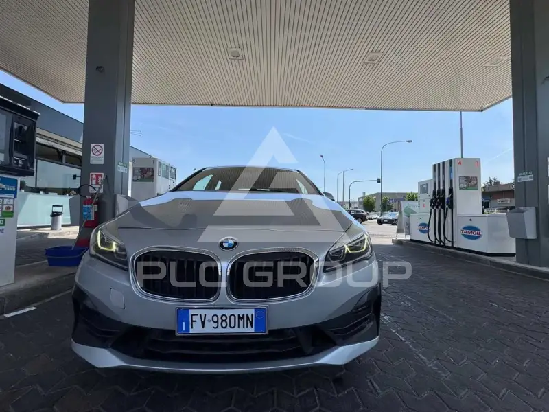 2019 BMW 218