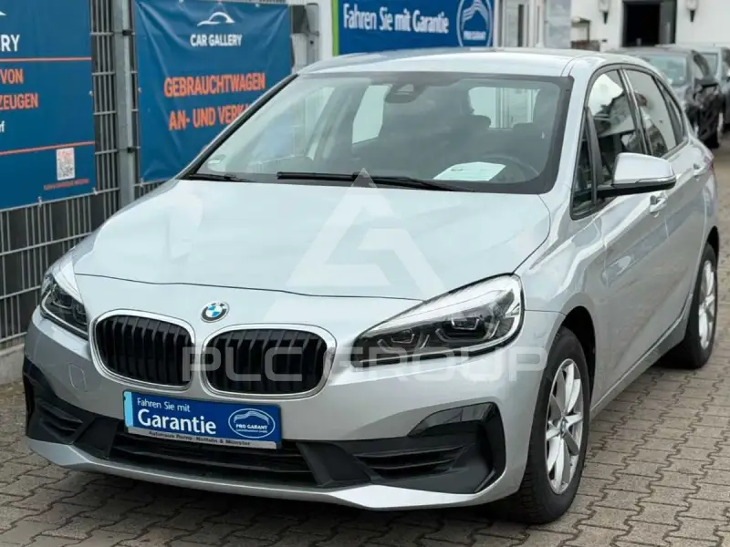 2019 BMW 218