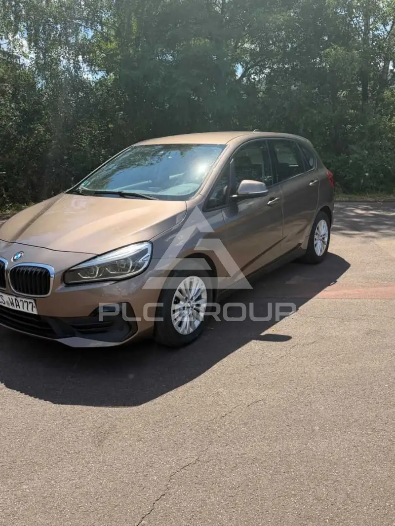 2019 BMW 218