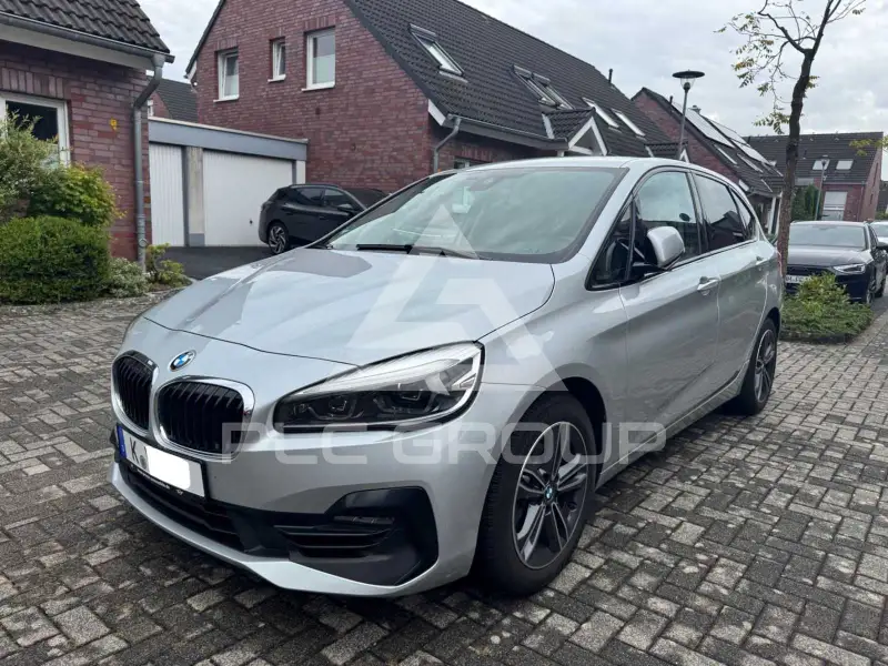 2019 BMW 218