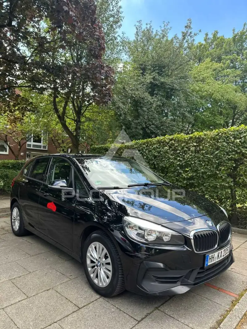 2019 BMW 218