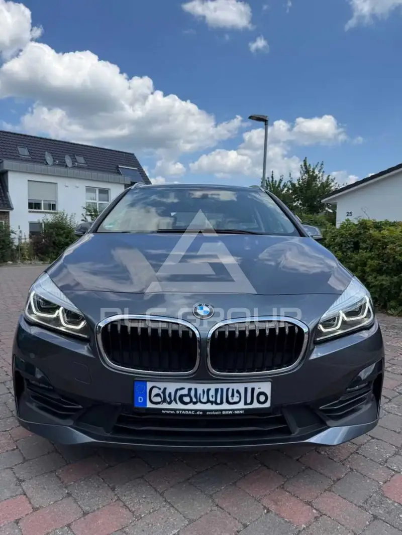 2019 BMW 218