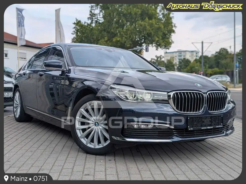2019 BMW 725