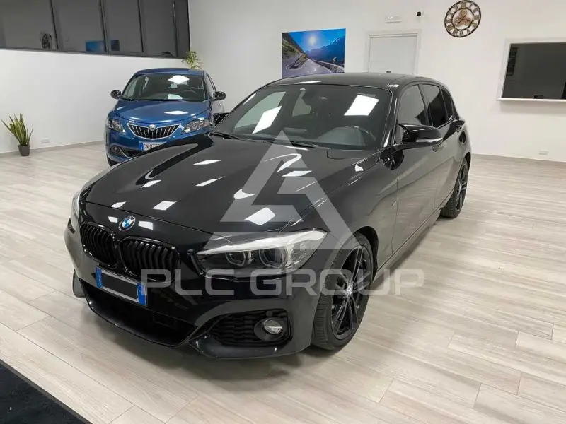 2019 BMW 120