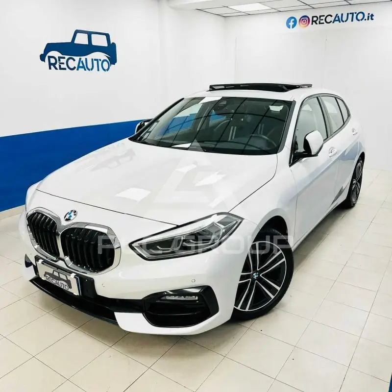 2019 BMW 120