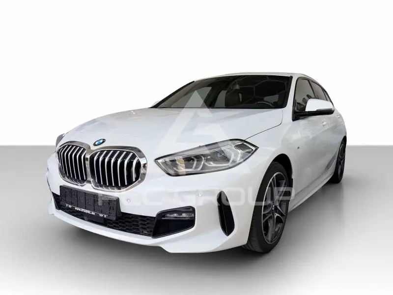 2019 BMW 120