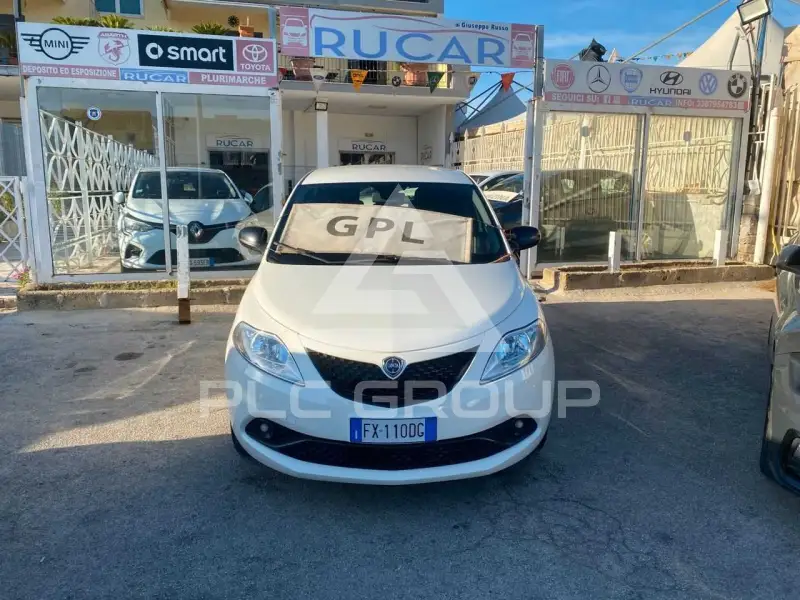 2019 Lancia YPSILON