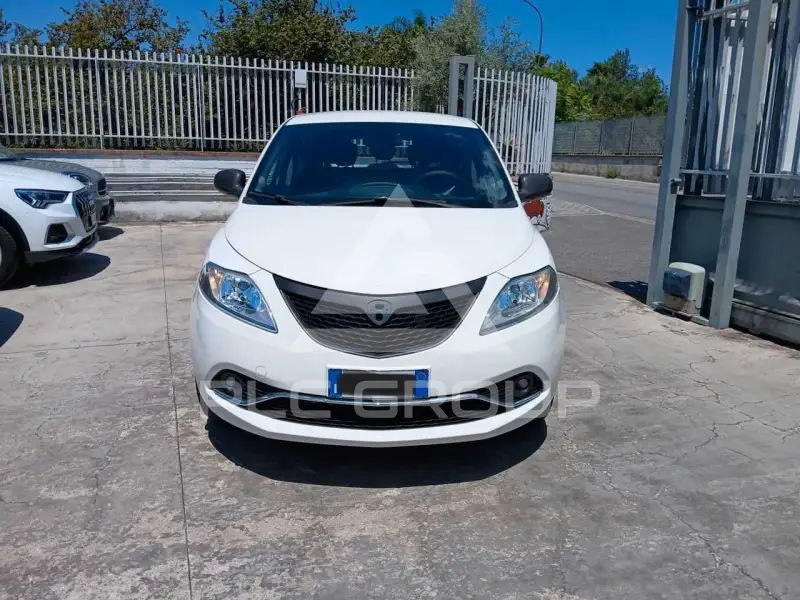 2019 Lancia YPSILON
