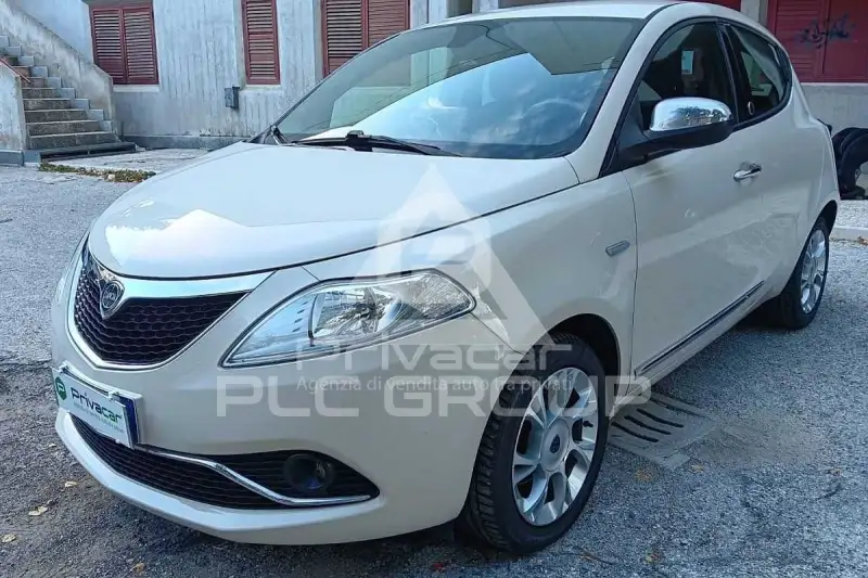 2019 Lancia YPSILON