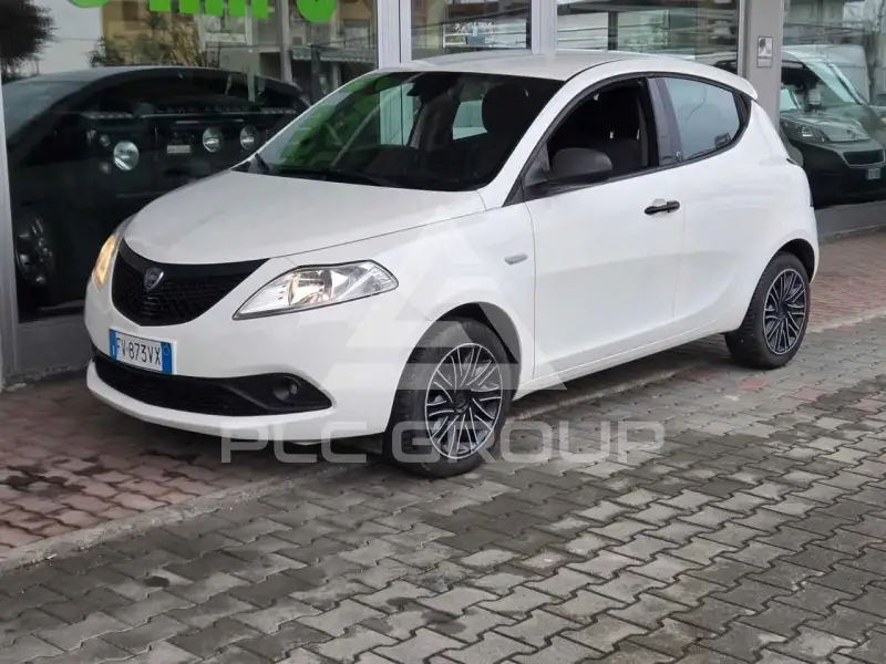 2019 Lancia YPSILON
