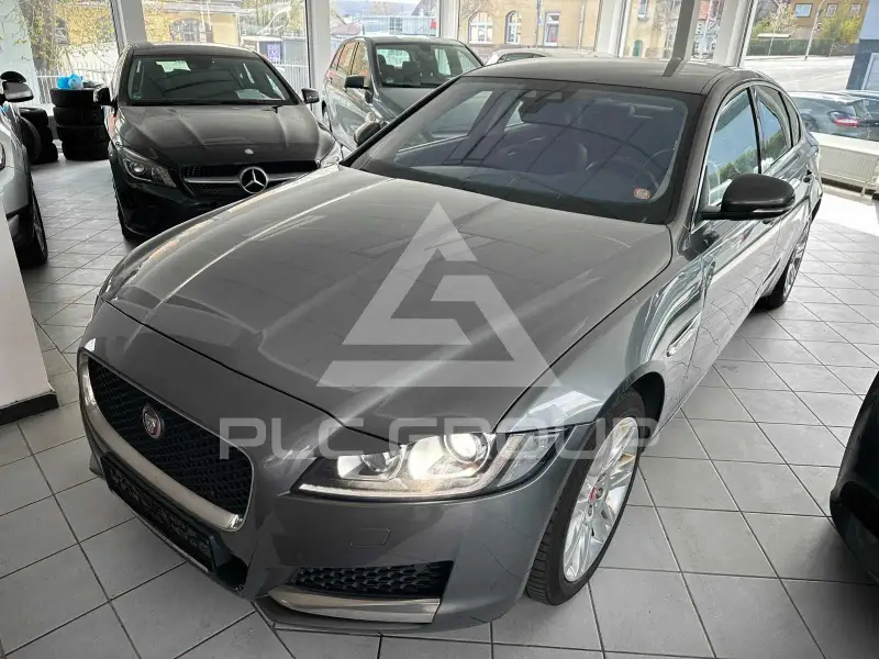 2019 Jaguar XF