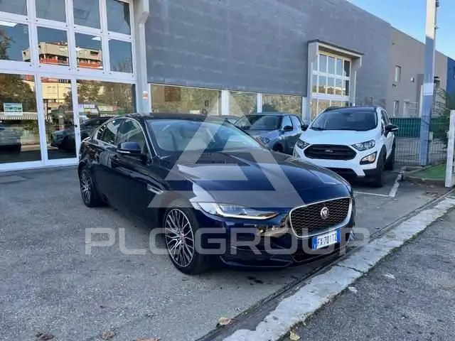 2019 Jaguar XE