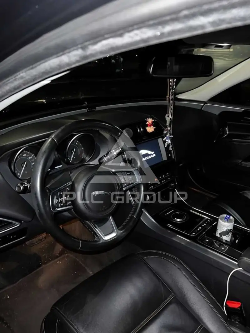 2019 Jaguar XE