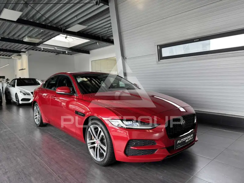 2019 Jaguar XE