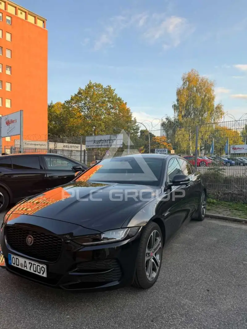 2019 Jaguar XE