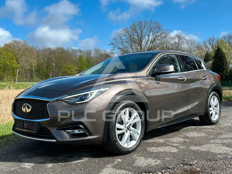 2019 Infinity Q30