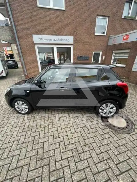 2019 Suzuki SWIFT