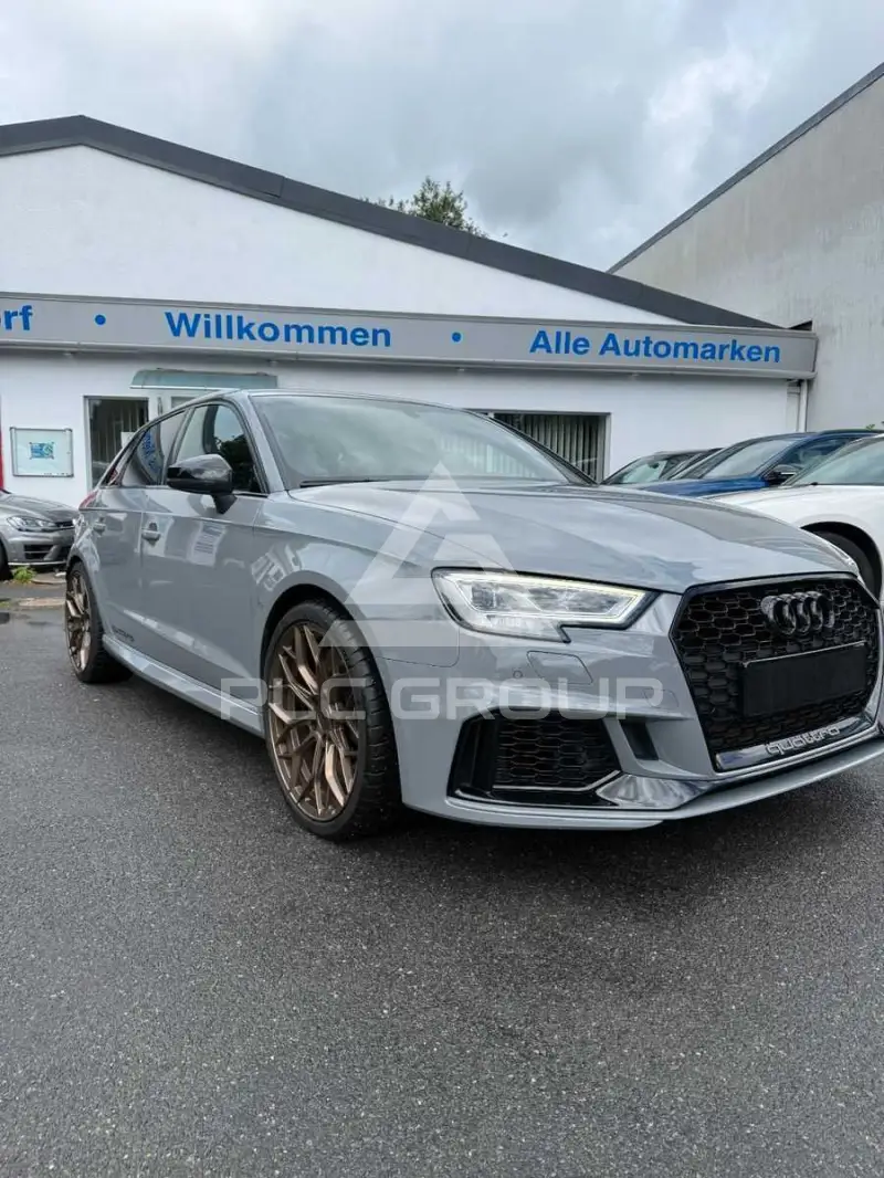 2019 Audi RS3