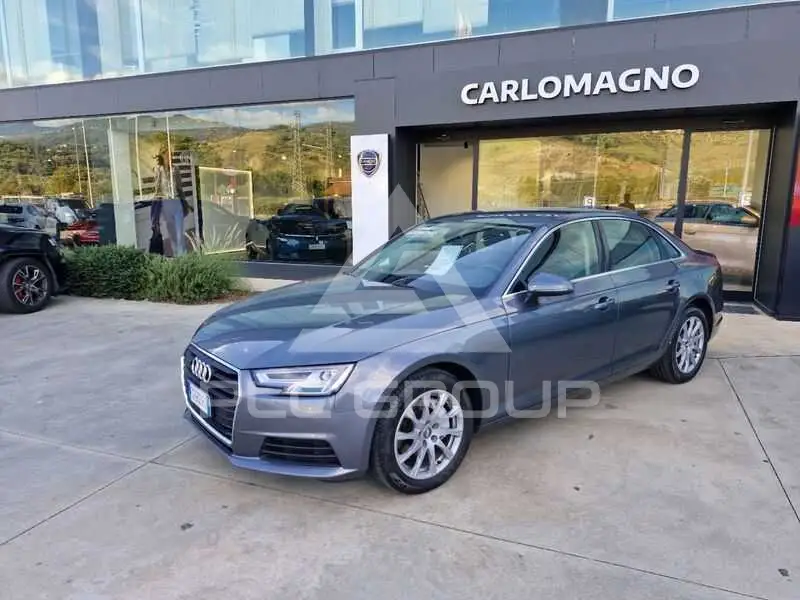 2019 Audi A4