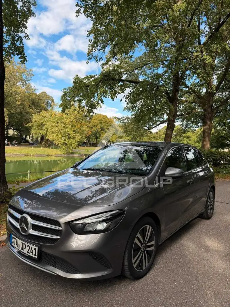 2019 Mercedes Benz B 200
