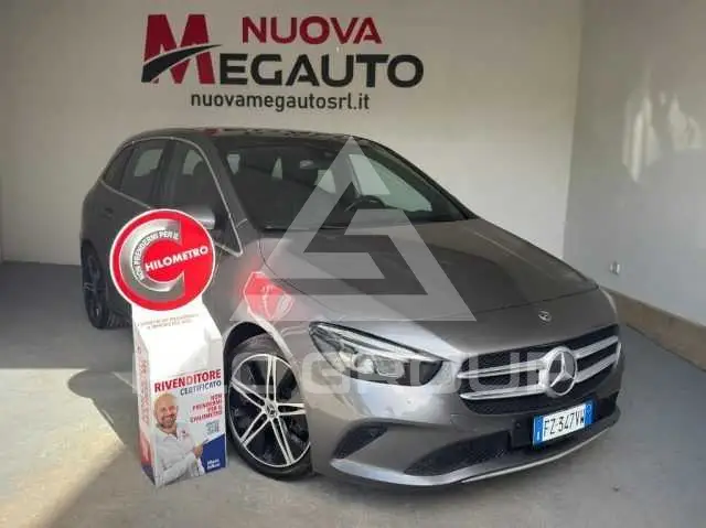 2019 Mercedes Benz B 200