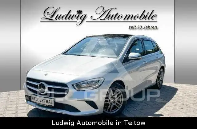 2019 Mercedes Benz B 200