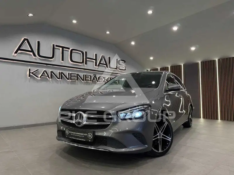 2019 Mercedes Benz B 200