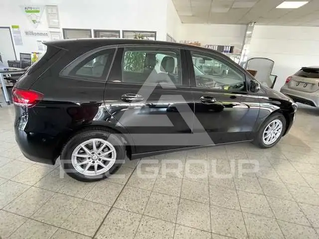 2019 Mercedes Benz B 200