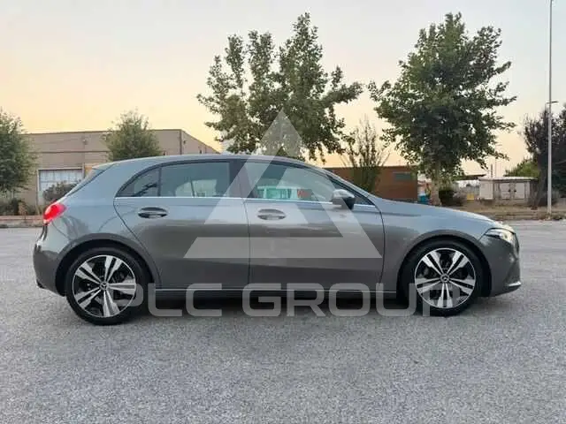 2019 Mercedes Benz A 180