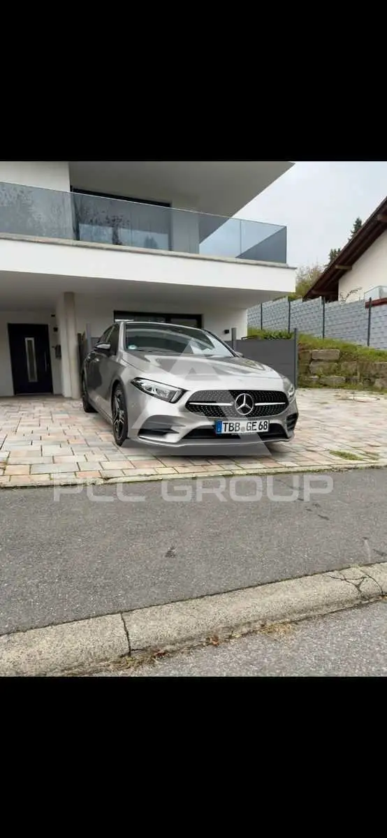 2019 Mercedes Benz A 180
