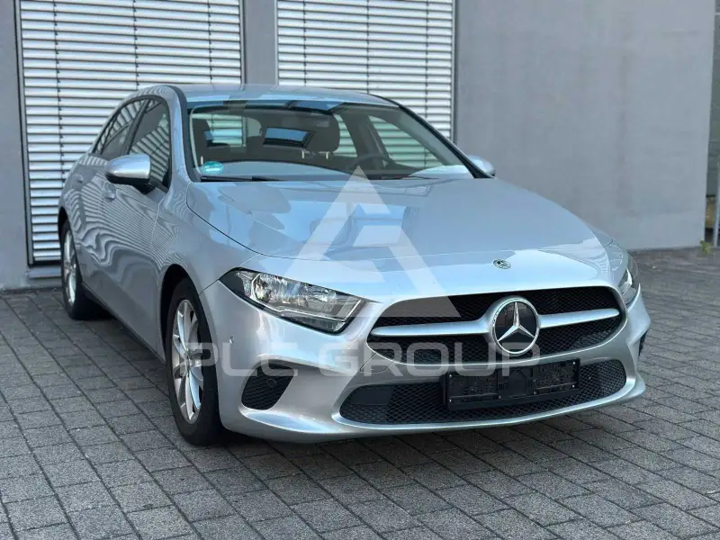 2019 Mercedes Benz A 180
