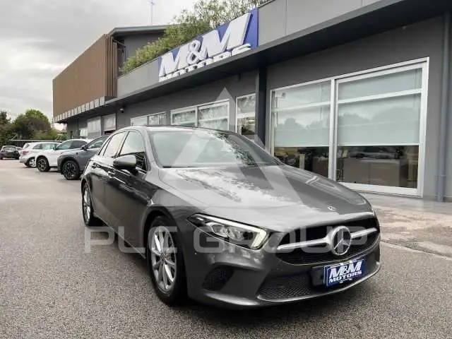 2019 Mercedes Benz A 180