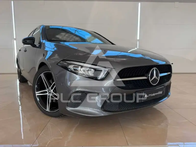 2019 Mercedes Benz A 180