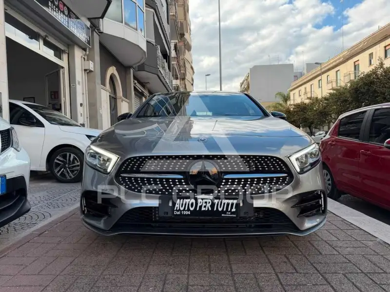 2019 Mercedes Benz A 180