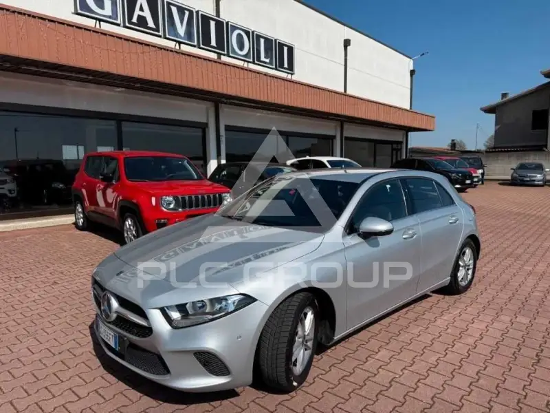 2019 Mercedes Benz A 180