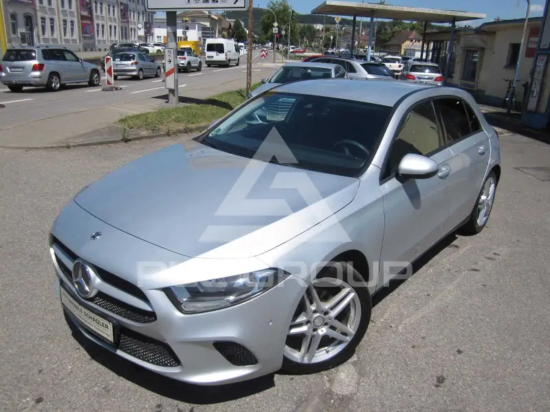 2019 Mercedes Benz A 180