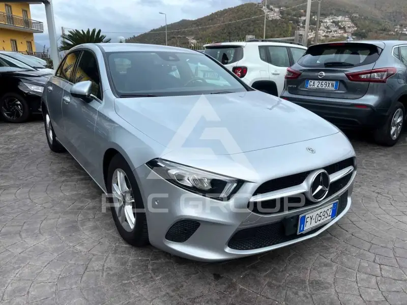 2019 Mercedes Benz A 180