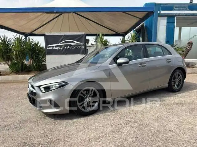 2019 Mercedes Benz A 180
