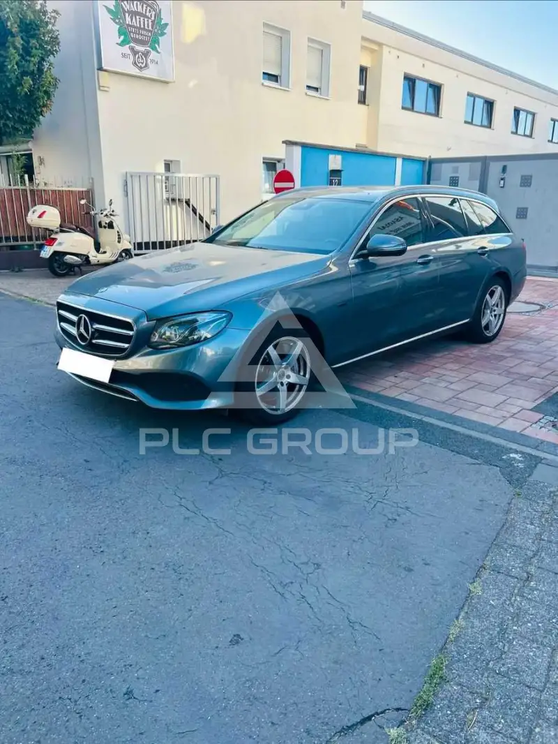 2019 Mercedes Benz E 300