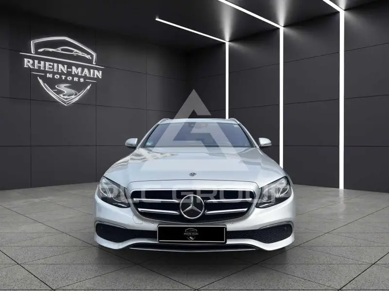 2019 Mercedes Benz E 300