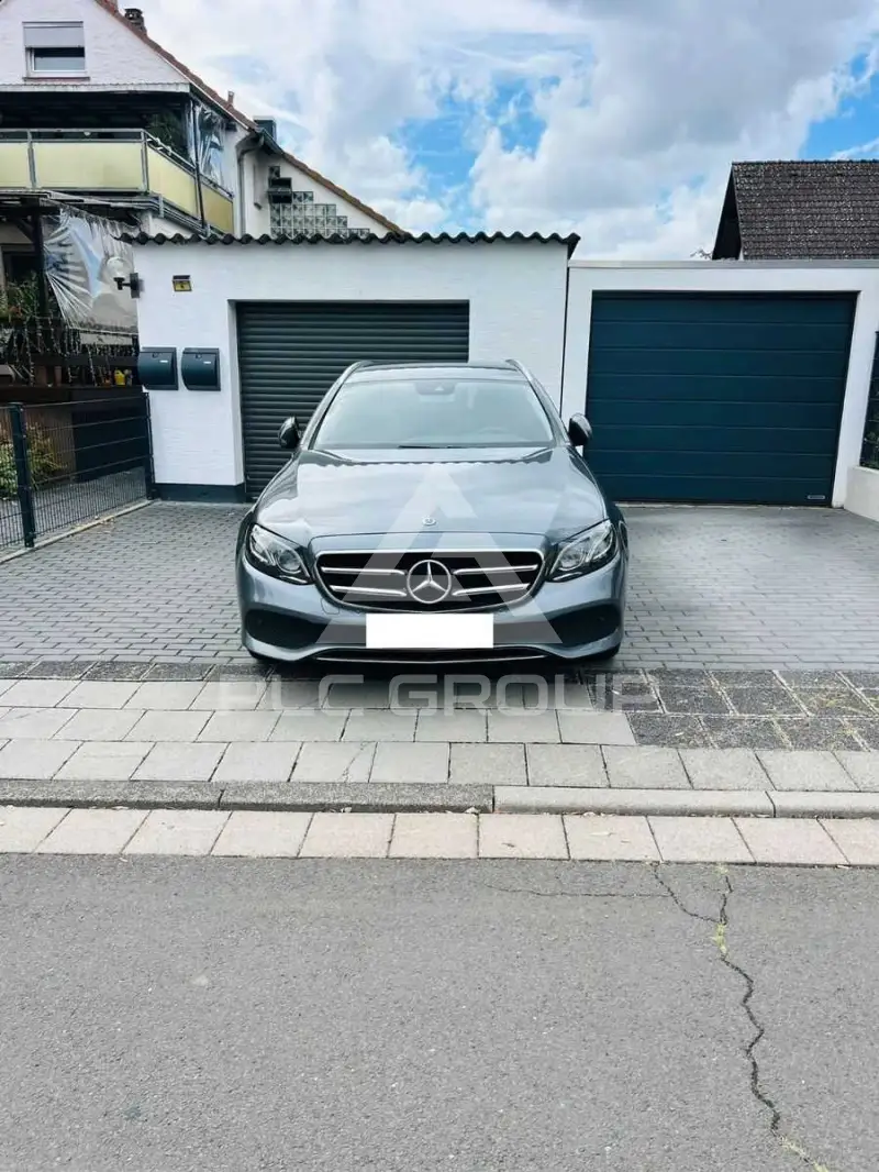 2019 Mercedes Benz E 300